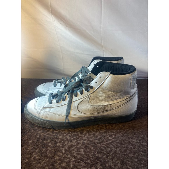 Nike Blazer Classics - Picture 3 of 12